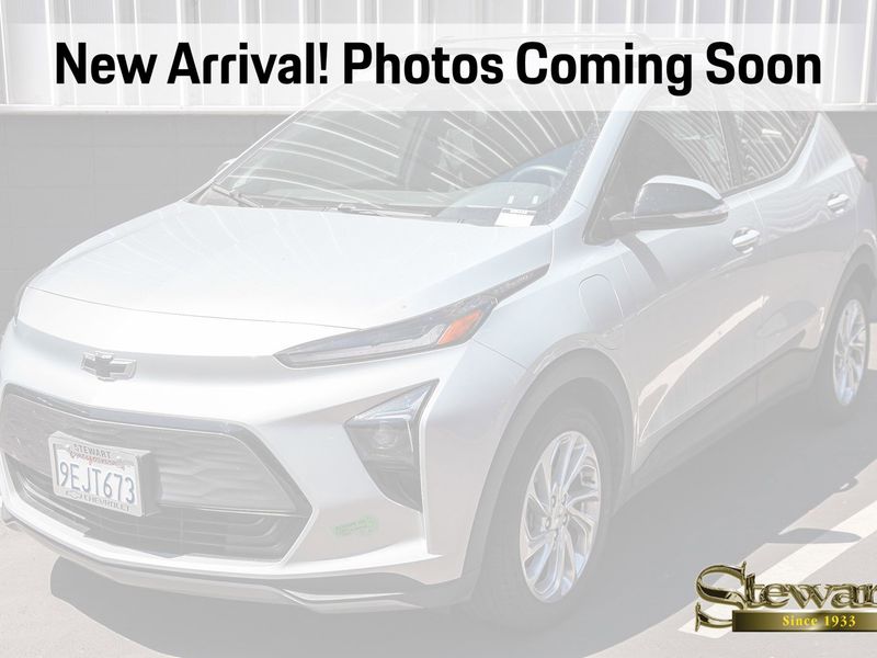 Used 2023 Chevrolet Bolt EUV LT image 1