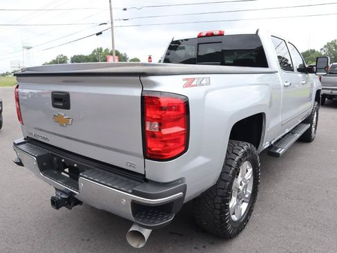 Used 2019 Chevrolet Silverado 2500 LTZ w/ Duramax Plus Package AWD/4WD image 5