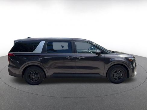 Used 2026 Kia Carnival FWD image 15