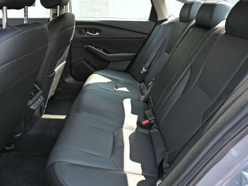 Used 2023 Honda Accord Touring image 17