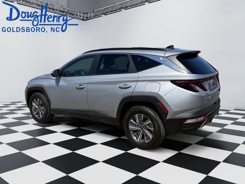 Used 2023 Hyundai Tucson Blue AWD/4WD image 3