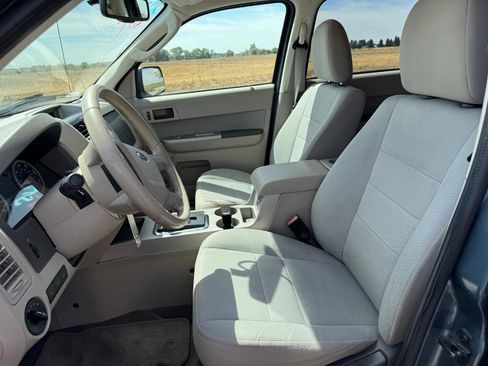 Used 2012 Ford Escape XLT AWD/4WD image 7