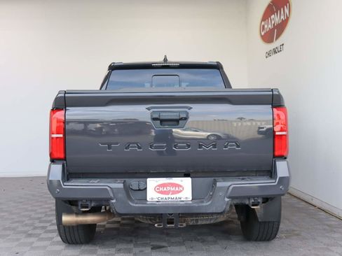 Used 2024 Toyota Tacoma TRD Sport w/ TRD Sport Upgrade Package RWD image 6