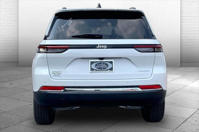 New 2026 Jeep Grand Cherokee Laredo AWD/4WD image 18