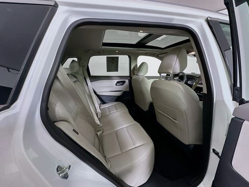 Used 2023 Nissan Rogue SL FWD image 30