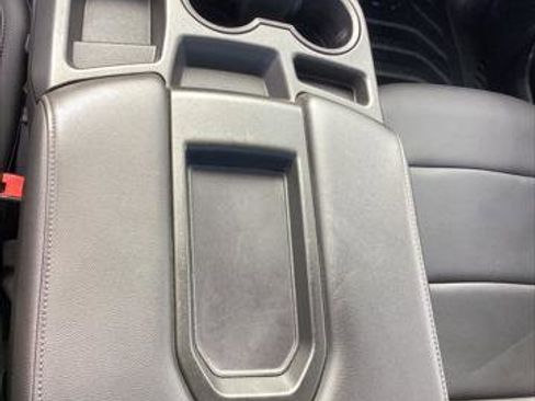 Used 2020 Chevrolet Silverado 2500 W/T image 28