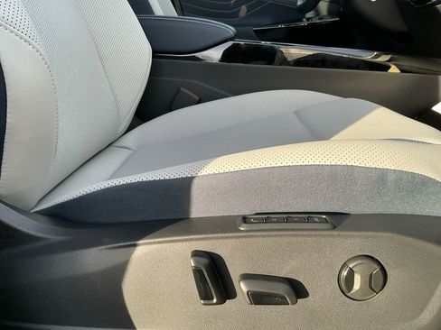 New 2026 Volkswagen ID.4 Pro S Plus image 18