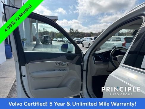Certified 2023 Volvo XC90 B6 Ultimate w/ Protection Package Premier image 30
