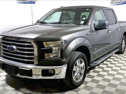 Used 2015 Ford F150 XLT w/ Equipment Group 301A Mid