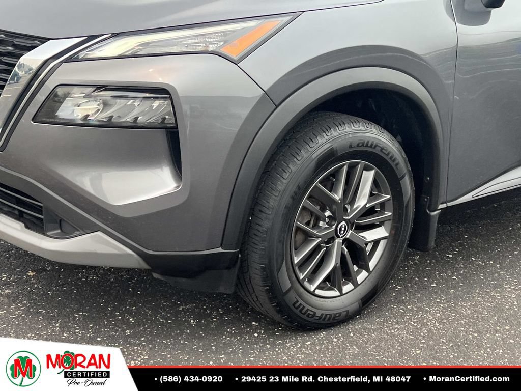 Used 2022 Nissan Rogue S FWD image 8