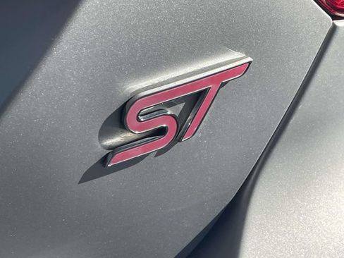 Used 2013 Ford Focus ST FWD image 10