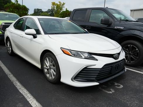 Used 2021 Toyota Camry LE FWD image 1