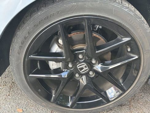 Used 2024 Honda Civic Sport image 5