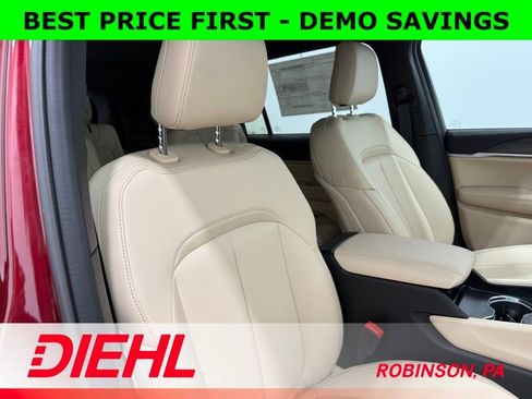 New 2025 Jeep Grand Cherokee L Limited w/ Black Appearance Package image 14