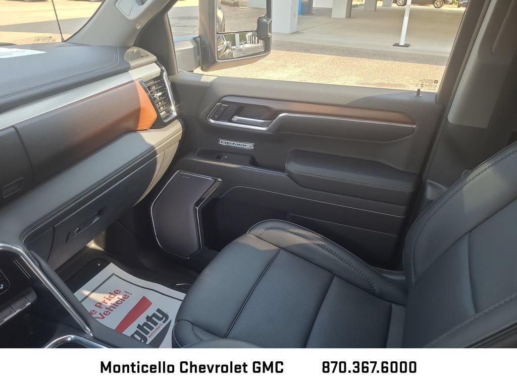 Certified 2026 GMC Sierra 1500 Denali w/ Denali Reserve Package AWD/4WD image 28