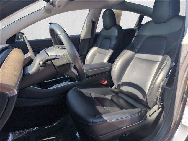 Used 2018 Tesla Model 3 Long Range RWD image 11