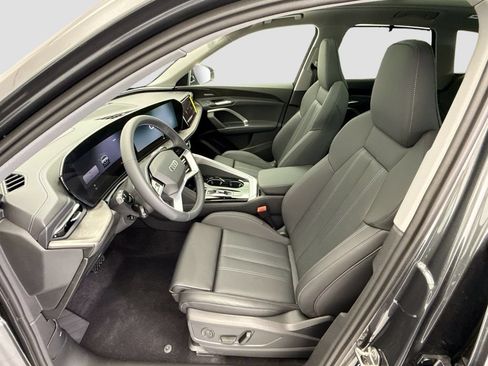 Used 2026 Audi Q5 Premium Plus w/ Premium Plus AWD/4WD image 19