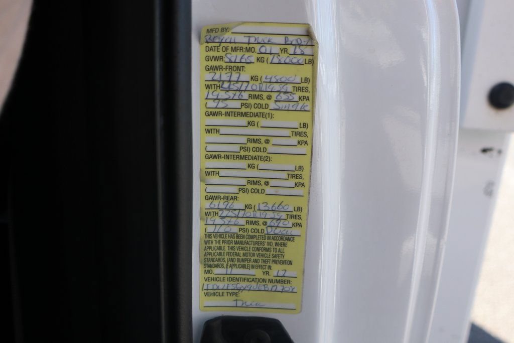 Used 2018 Ford F550 2WD Regular Cab Super Duty image 41