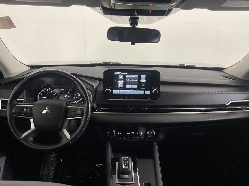 Used 2024 Mitsubishi Outlander SE AWD/4WD image 15