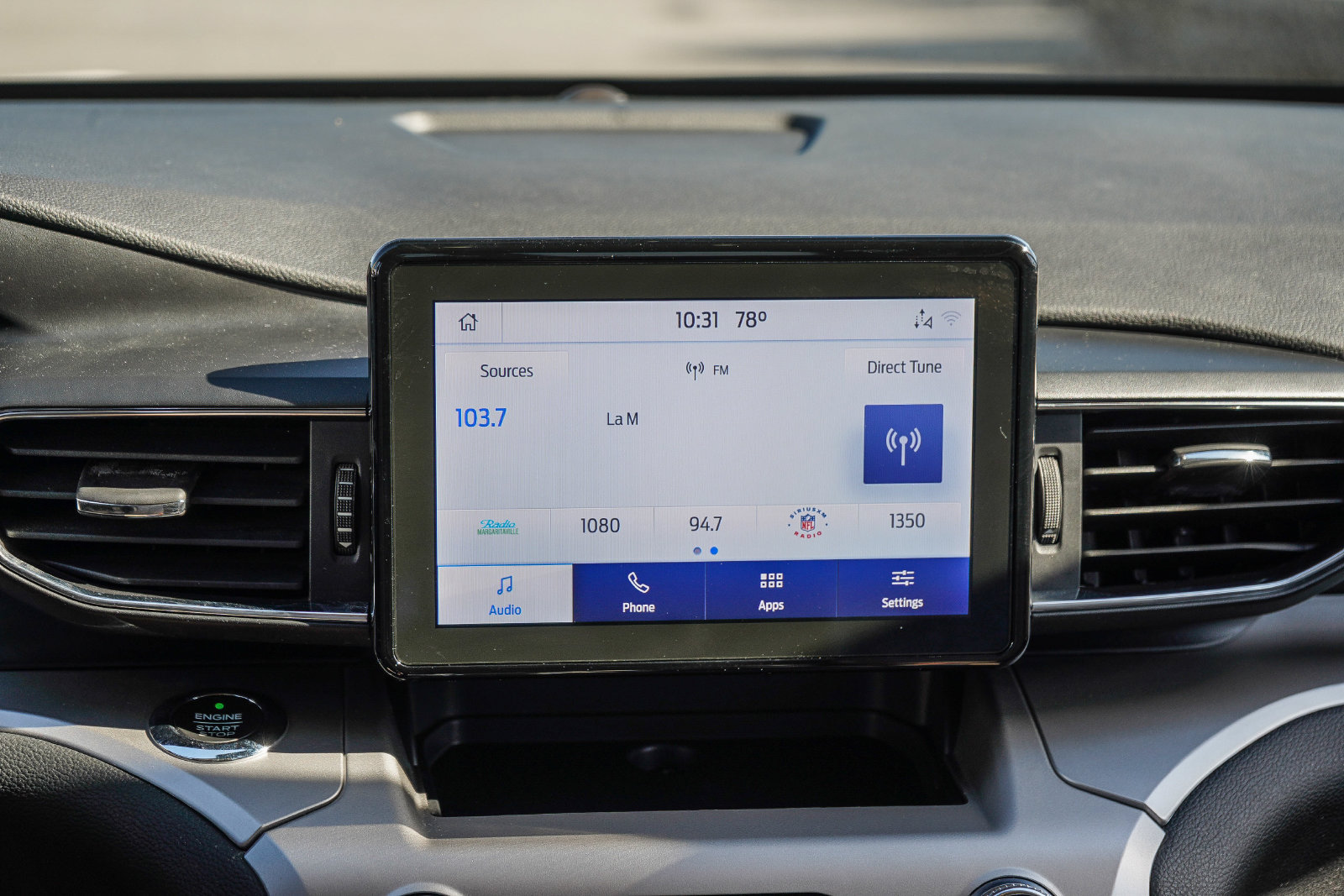 Used 2020 Ford Explorer XLT RWD image 14