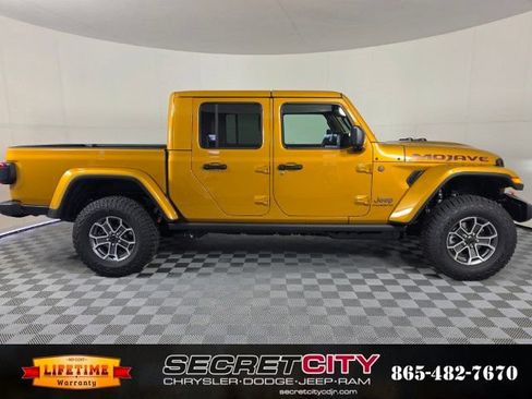 New 2026 Jeep Gladiator Mojave AWD/4WD image 8