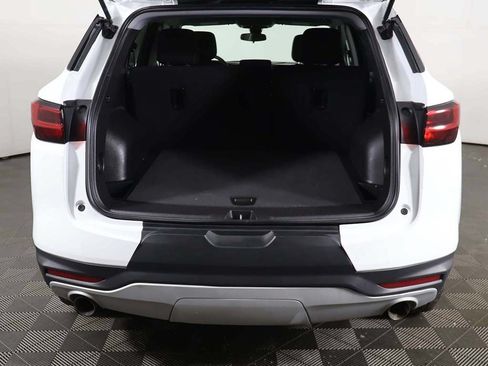 Used 2025 Chevrolet Blazer LT FWD image 13