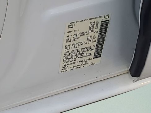 Used 2019 Nissan Frontier SV image 42