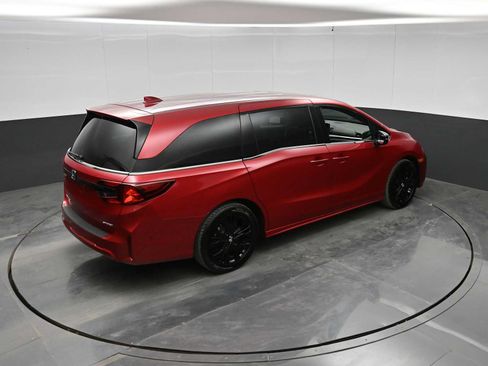 Used 2025 Honda Odyssey Sport-L image 39