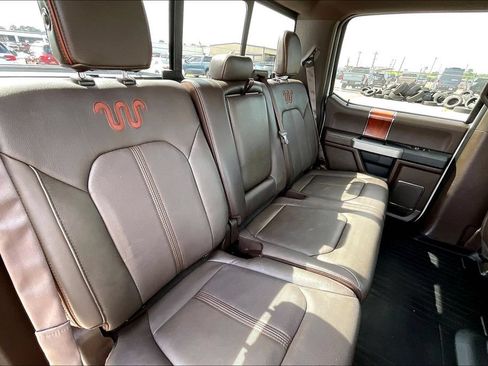 Used 2015 Ford F150 King Ranch w/ Equipment Group 601A Luxury RWD image 22