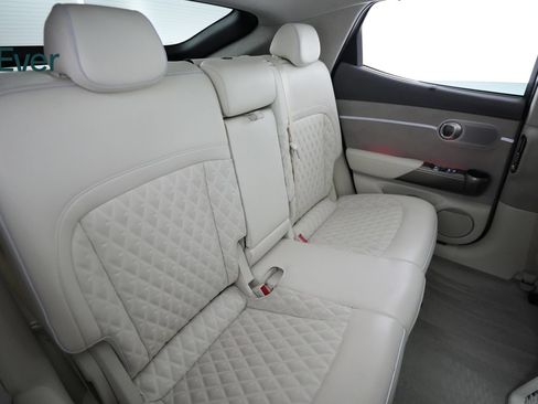 Used 2023 Genesis GV60 Performance AWD/4WD image 5
