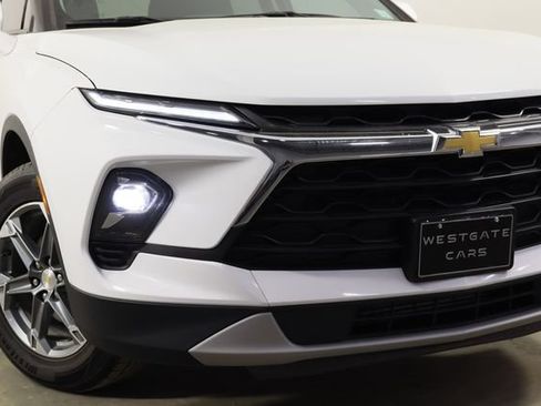 Used 2023 Chevrolet Blazer LT AWD/4WD image 38
