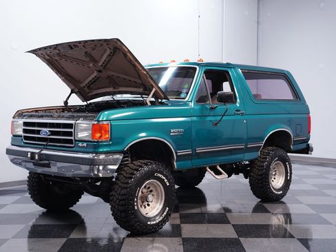 Used 1989 Ford Bronco XLT 4X4 image 27