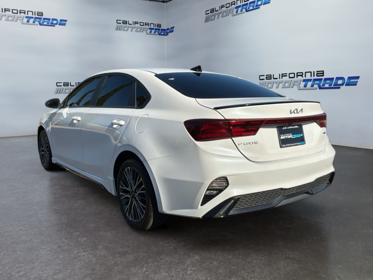 Used 2024 Kia Forte GT-Line FWD image 7