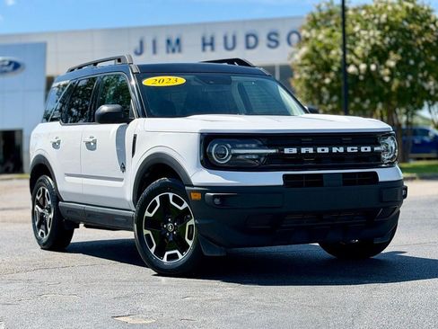 Certified 2023 Ford Bronco Sport Outer Banks w/ Tech Package AWD/4WD image 2