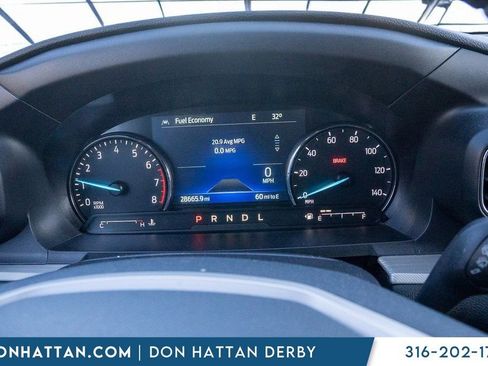 Used 2023 Ford Explorer XLT w/ Equipment Group 202A image 6