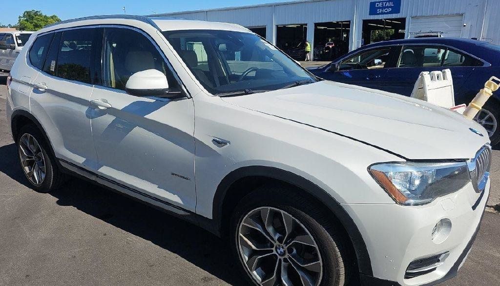 Used 2017 BMW X3 sDrive28i RWD image 4