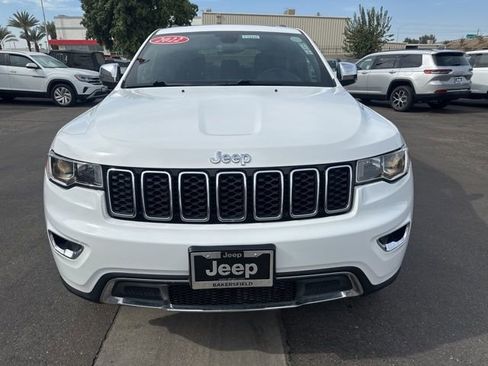 Used 2022 Jeep Grand Cherokee Limited image 9