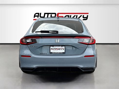 Used 2022 Honda Civic Sport image 6