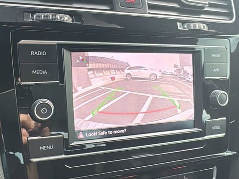 Used 2020 Volkswagen GTI S image 24