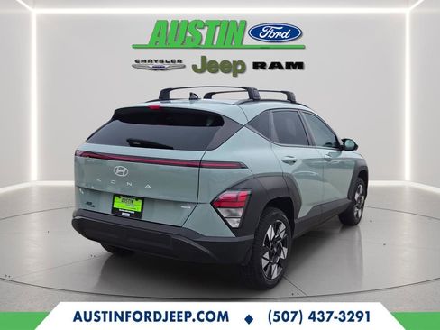 Used 2025 Hyundai Kona SEL image 9