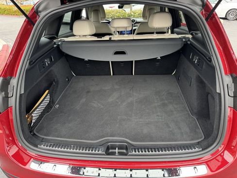 Used 2025 Mercedes-Benz GLC 300 image 14