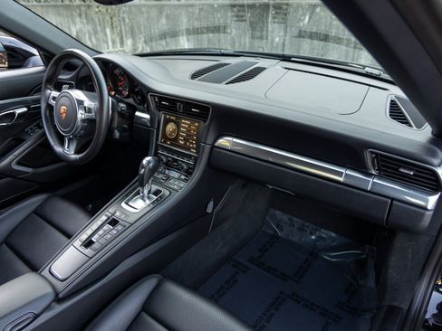 Used 2016 Porsche 911 Carrera image 42
