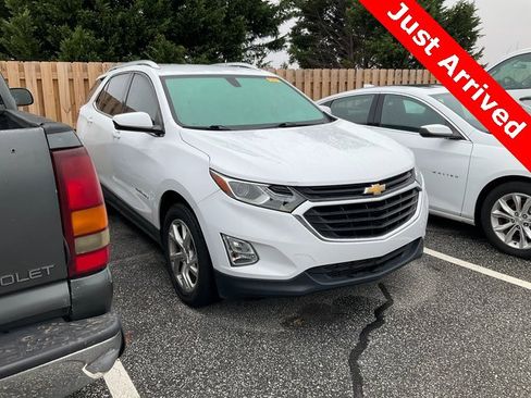 Used 2019 Chevrolet Equinox LT image 1