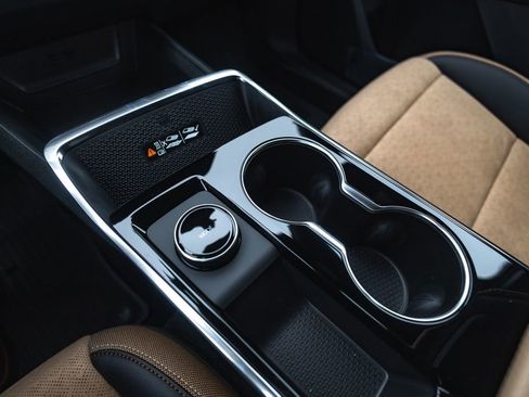 New 2026 Chevrolet Equinox ACTIV w/ Convenience Package III image 11