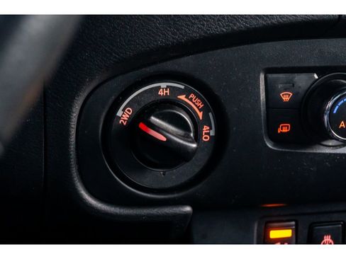 Used 2023 Nissan Frontier PRO-4X w/ Pro-4X Premium Package image 24