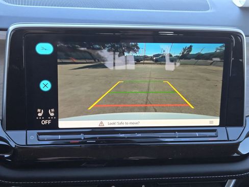 New 2026 Volkswagen Atlas SE image 15