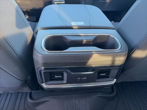 New 2026 GMC Sierra 1500 Elevation image 13