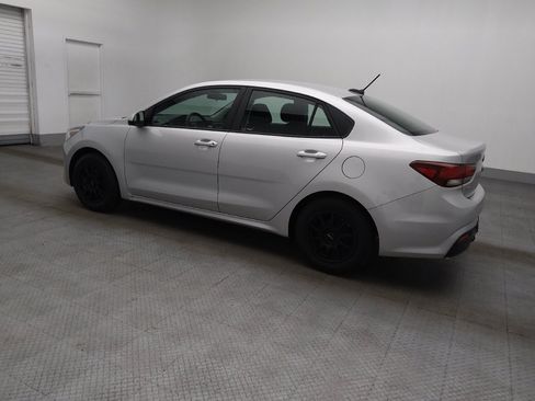 Used 2019 Kia Rio S FWD image 3