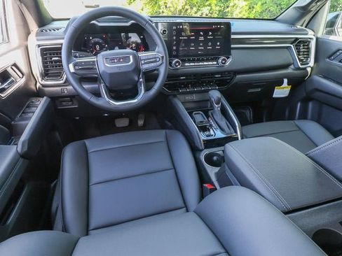 New 2026 GMC Canyon Elevation w/ Convenience Package RWD image 16