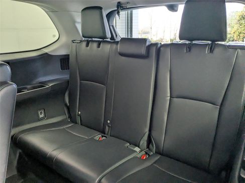 Used 2024 Toyota Grand Highlander Platinum image 30